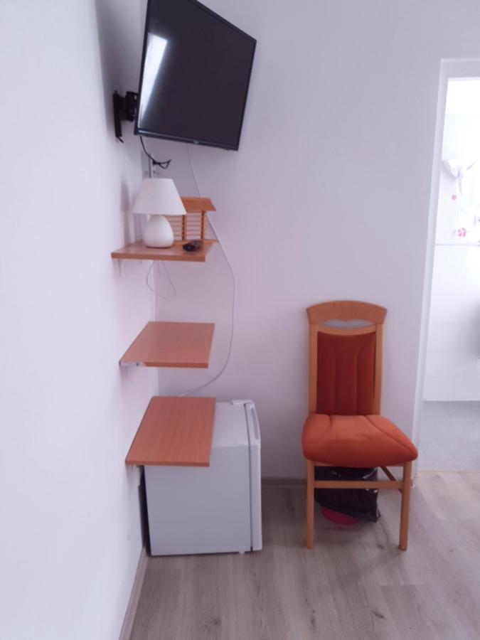 Guesthouse Osvald ゴレンスカ地方 エクステリア 写真