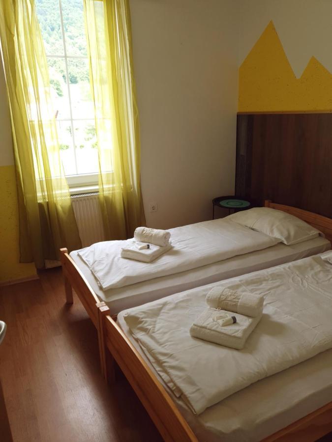 Guesthouse Osvald ゴレンスカ地方 エクステリア 写真